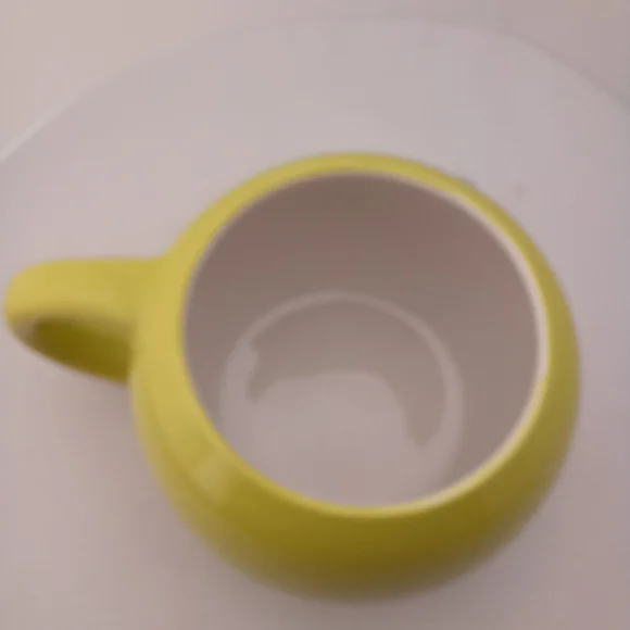 Room Essentials Happy Face Mug - Picture 4 of 5